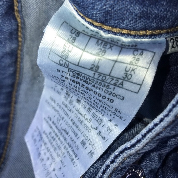 GUESS DISTRESSED JEANS MEDIUM WASH - Picture 3 of 4